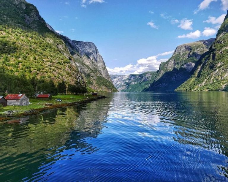 Discover Norways Untamed Beauty The Magic of its Waterfalls