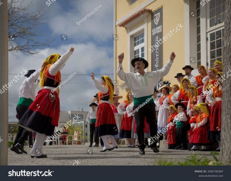 Algarves Traditional Music and Dance Experiencing Portuguese Culture